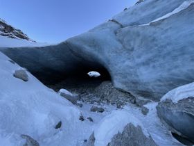 December 2021 - Bottom entrance